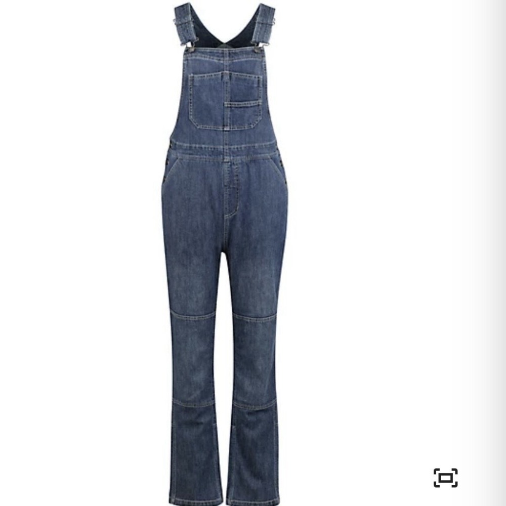 NWT Blue Mountain Women's‎ Denim Bib Overall Size Medium Outdoor Garden Workwear